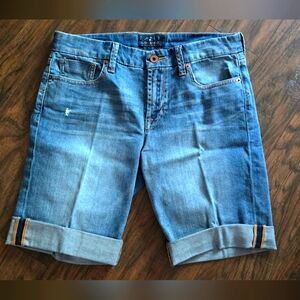 Lucky Brand Bermuda shorts In Size 10